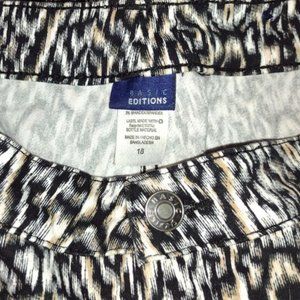BASIC EDITIONS CROPPED PANTS SIZE 18